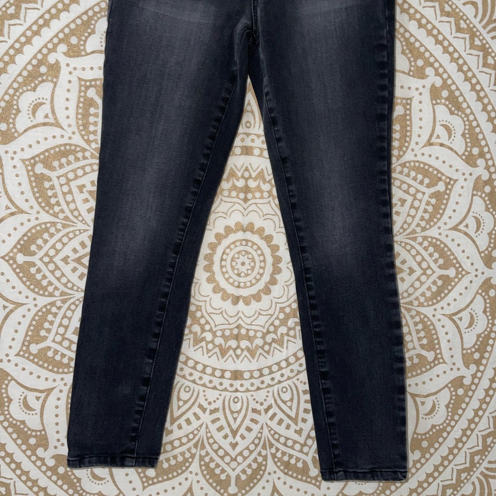 “RSQ” LADIES BUTTON UP CALI HI-RISE BLACK JEANS, SIZE 0 (24) - Picture 7 of 7